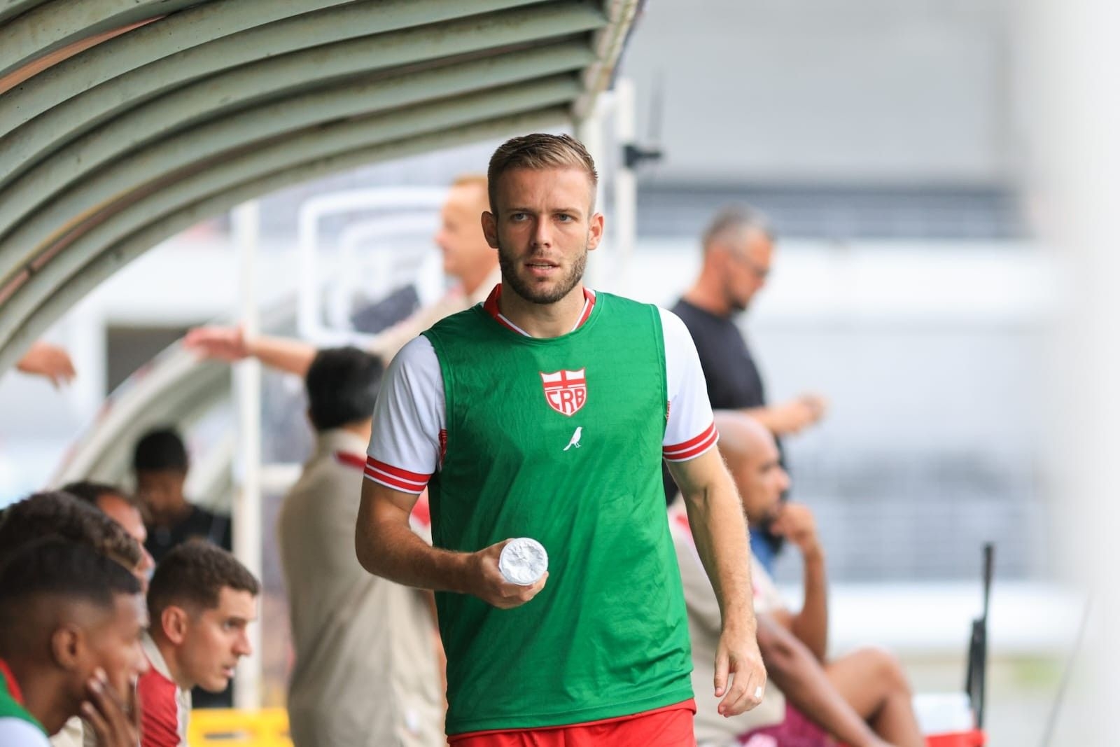 Fábio Alemão retorna ao banco do CRB após lesão