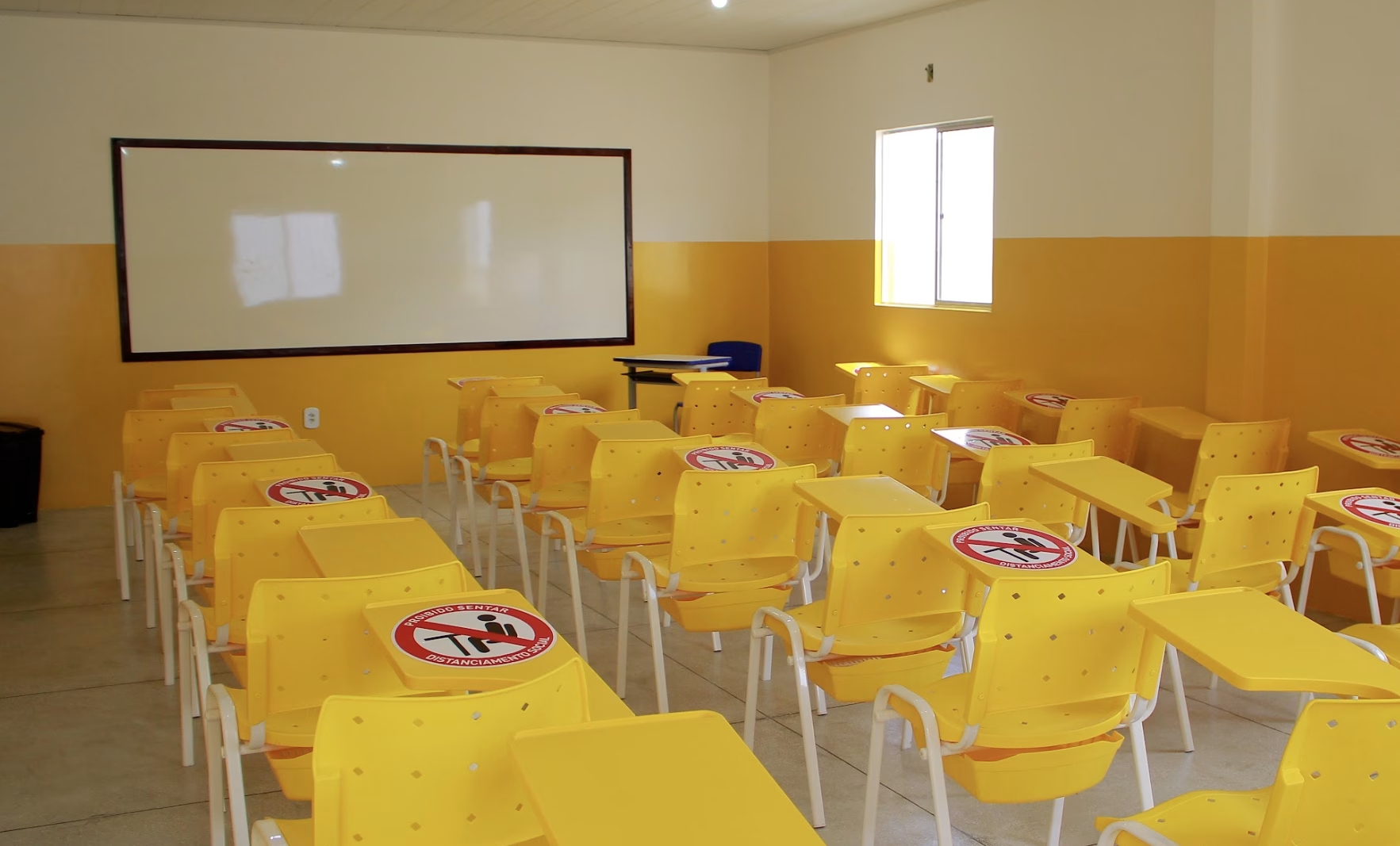 Funcionamento dos serviços municipais em Penedo durante feriados