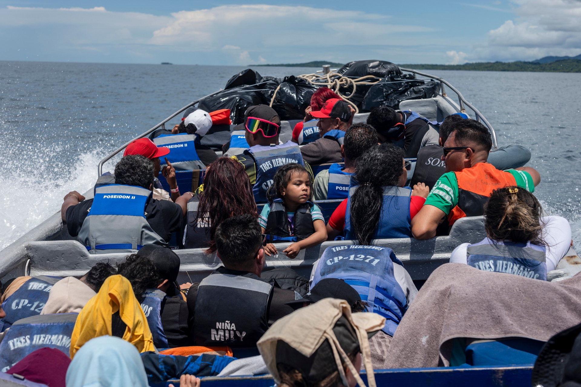 Venezuelanos Enfrentam Riscos ao Retornar para Casa