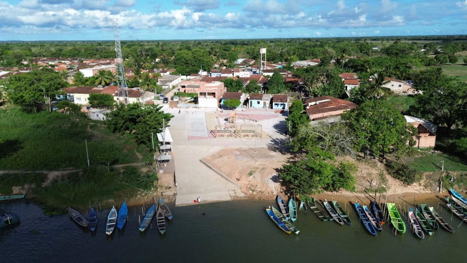 Orla da comunidade Ponta Mofina ganha nova urbanização
