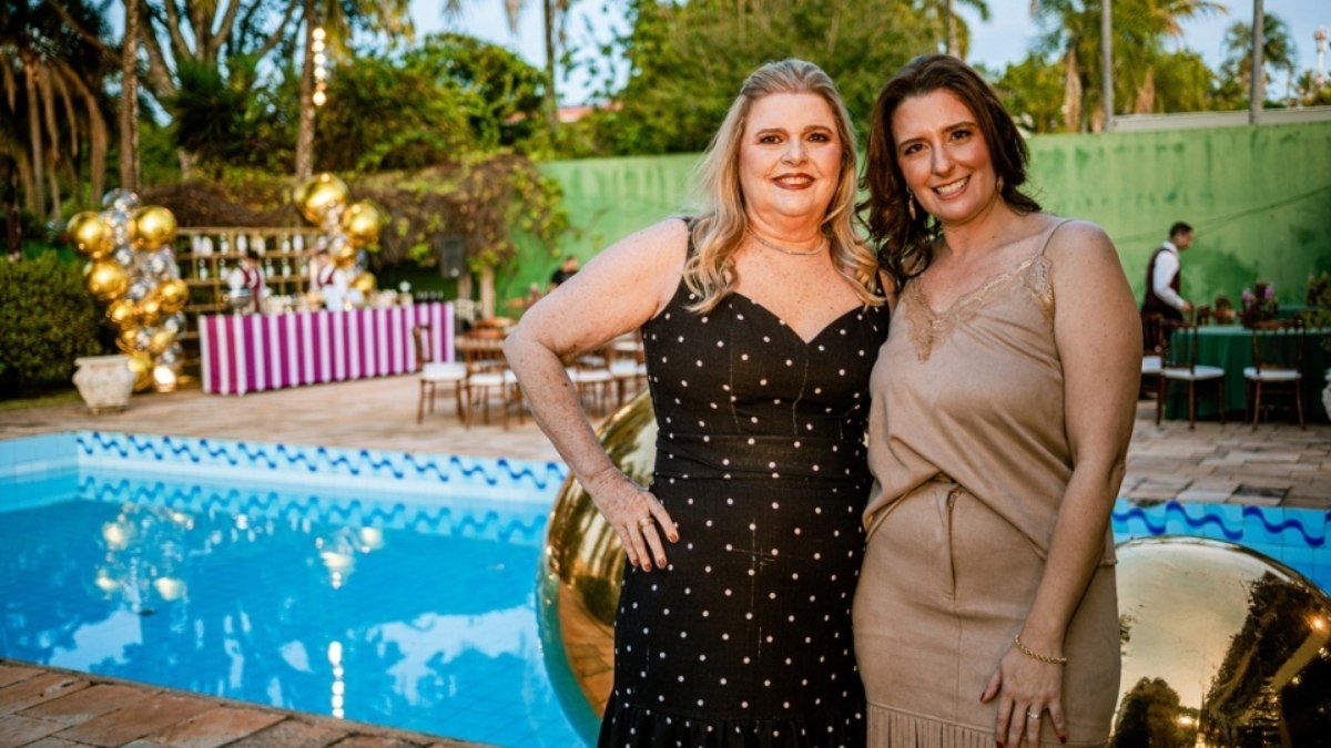 Elizabeth e Isabela Naoum celebram aniversários em Brasília