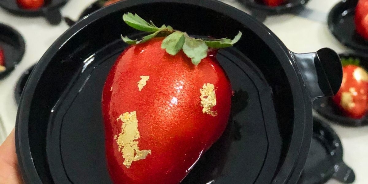 Aprenda a fazer o Morango do Amor em casa