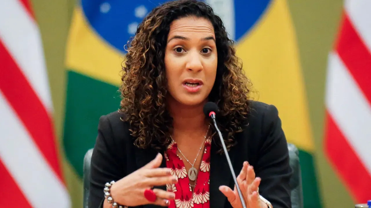 Anielle Franco critica Silvio Almeida por postura intimidadora