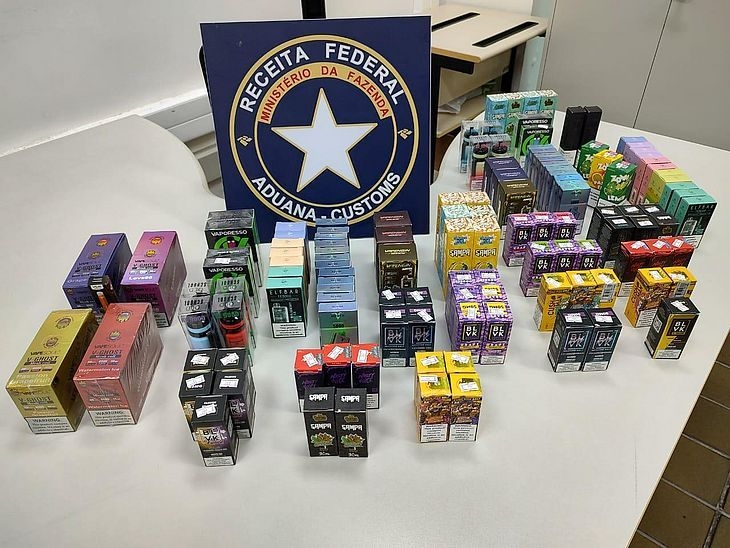 Receita Federal apreende mais de 80 cigarros eletrônicos em Maceió