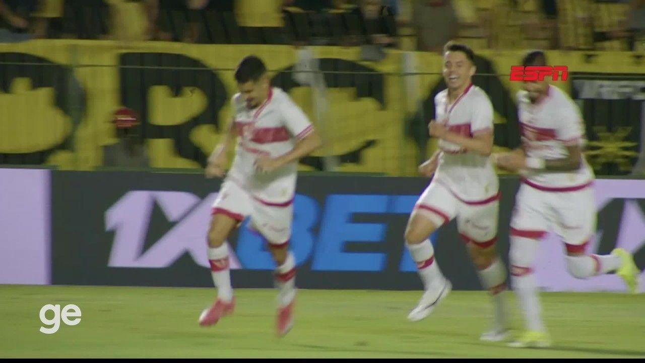 Danielzinho brilha com gol e destaque no CRB