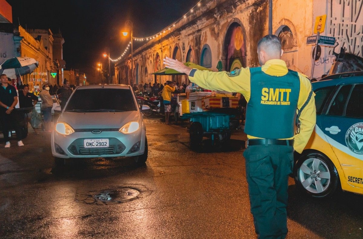 Homem morre após colisão com viatura em Maceió