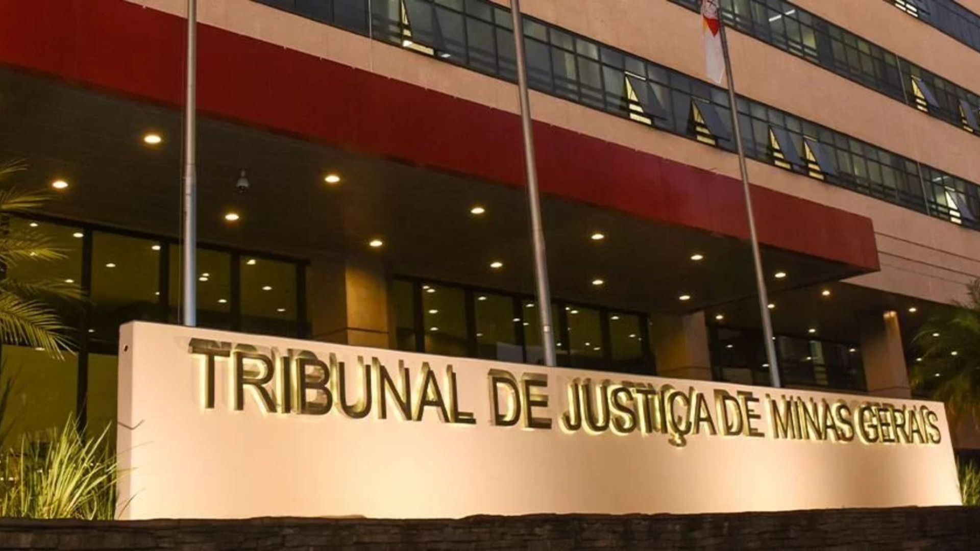 PGR acusa desembargadores de nepotismo cruzado com esposa e filha 'funcionárias fantasmas'
