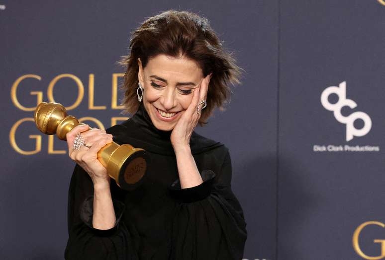 Vitória de Fernanda Torres, falha e open bar: veja tudo que rolou no Globo de Ouro