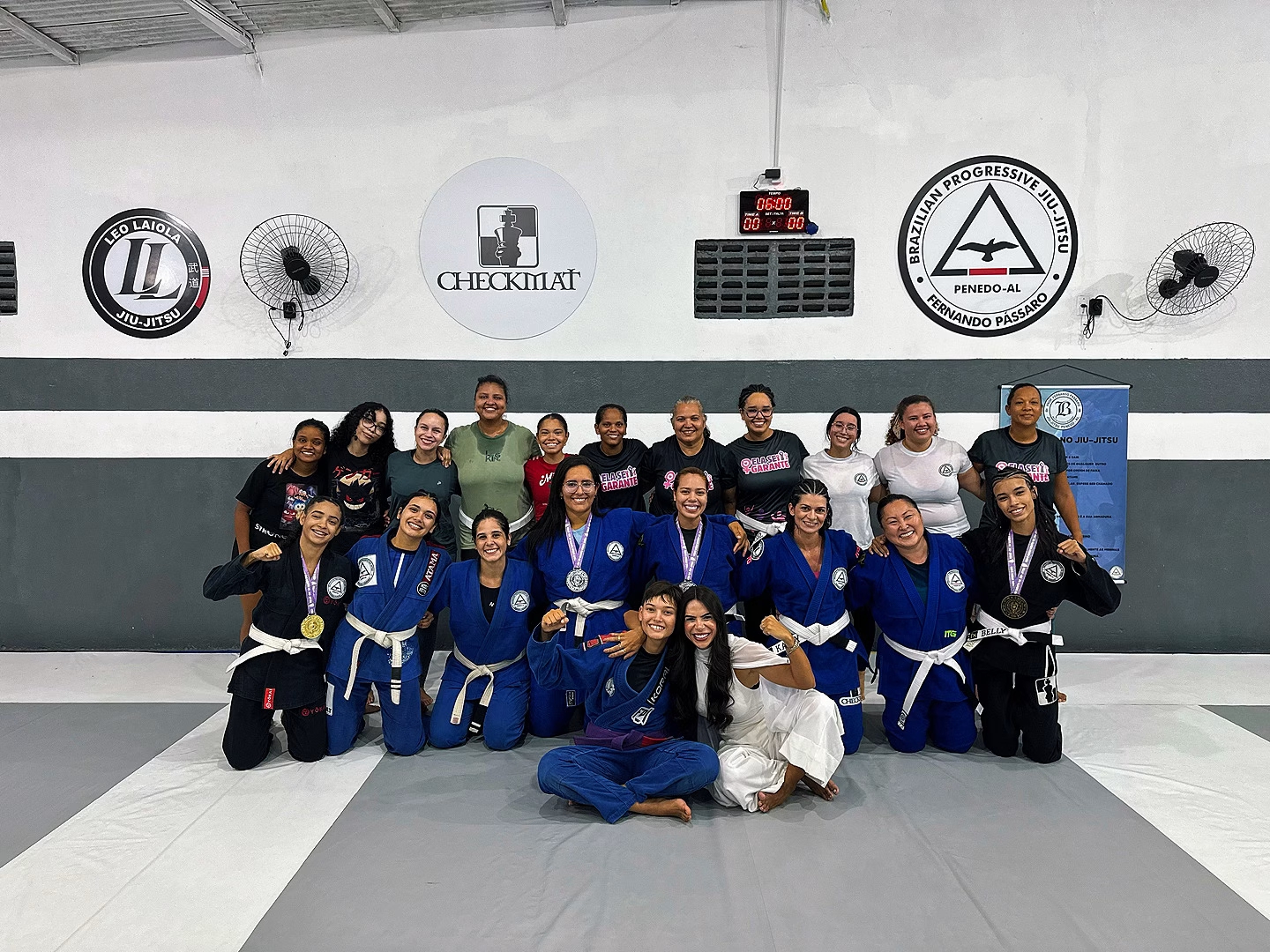 Atletas de Penedo brilham em competição de jiu-jitsu
