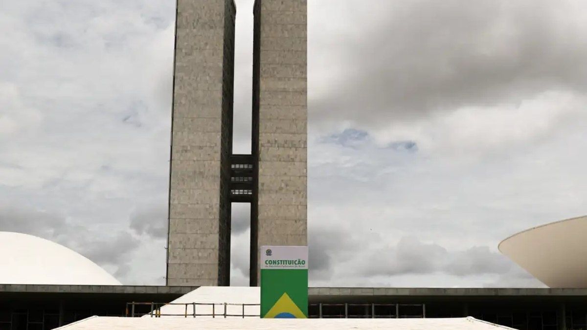 PL pede urgência para projeto de anistia dos golpistas