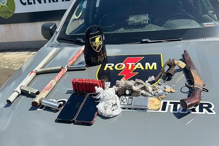 PM apreende 22 armas de fogo e mais de 13 quilos de drogas em sete dias