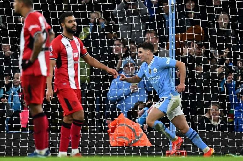 Na despedida de 2023, Manchester City vence Sheffield na Premier League
