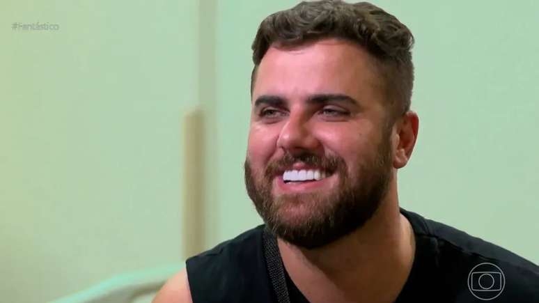 Após seis dias internado por acidente de carro, Zé Neto recebe alta de hospital