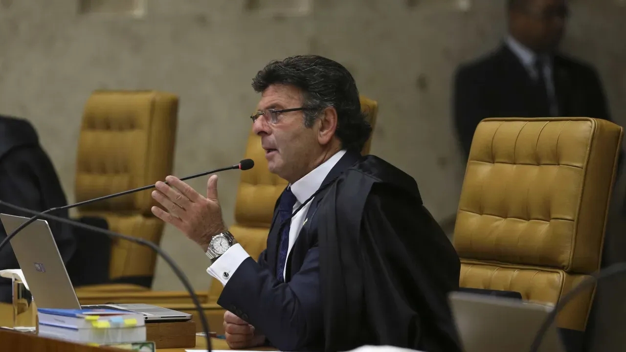 STF analisa tentativa de golpe e Fux vota hoje