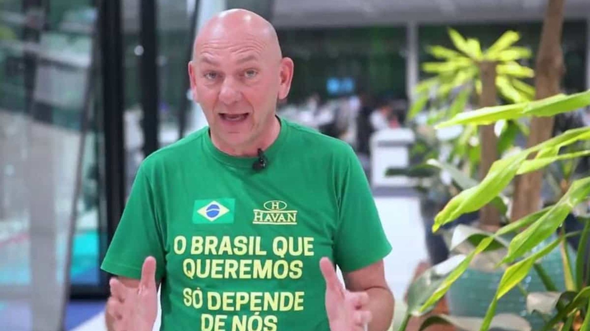 Ex-secretário de Bolsonaro é julgado por suspeita de interferência de Luciano Hang na eleição