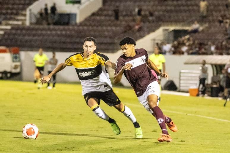 Criciúma vence a Ferroviária e avança às semifinais da Copinha