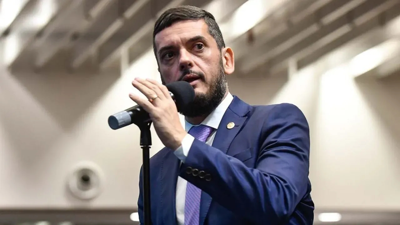 Rodrigo Bacellar, presidente da Alerj, é preso pela PF