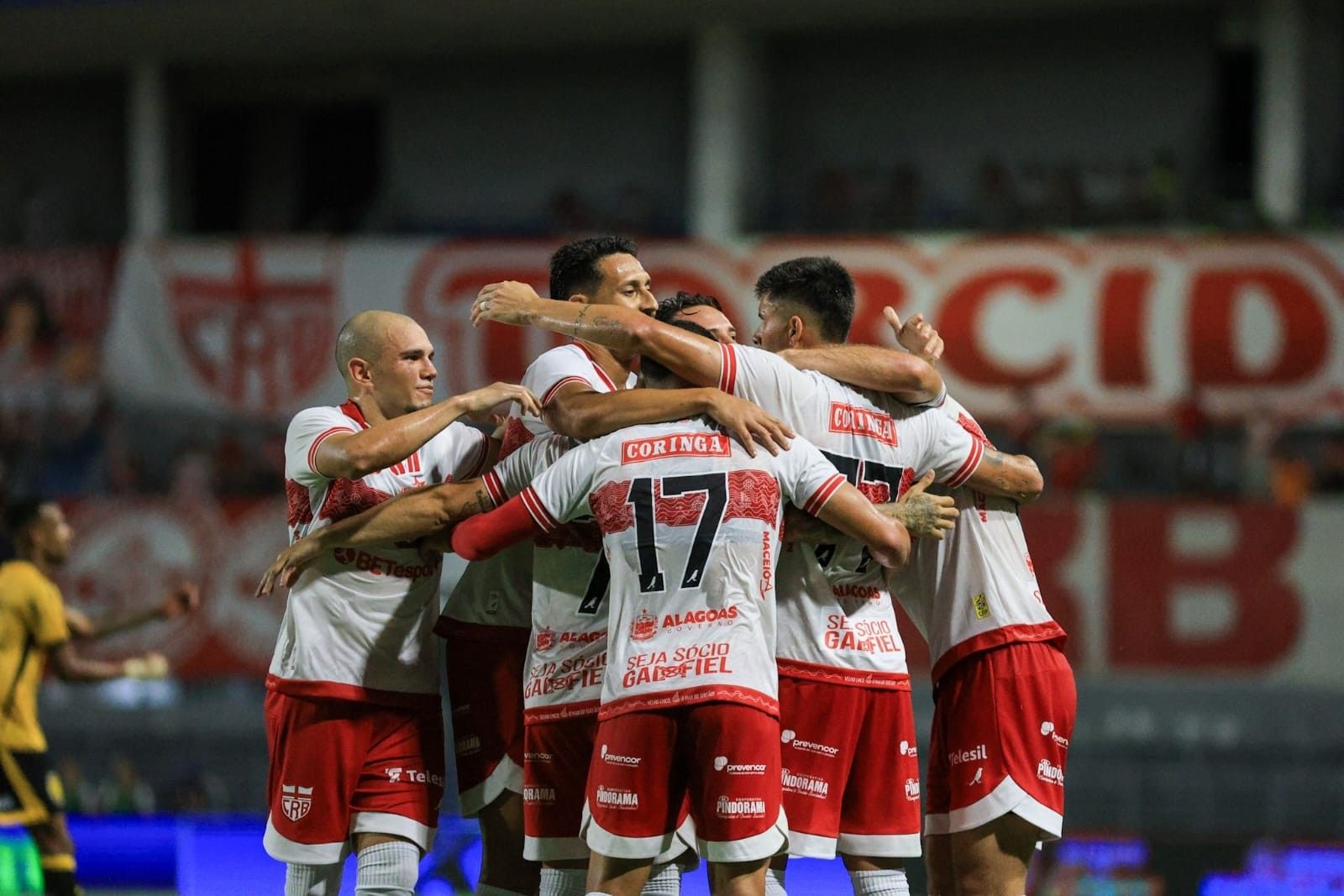 CRB vence Amazonas e atualiza média de público na Série B