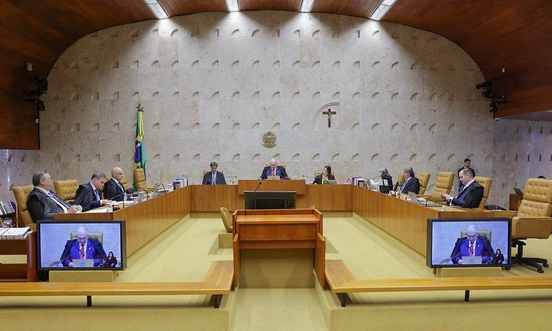 Fachin cancela julgamento e mantém placar desfavorável a aposentados