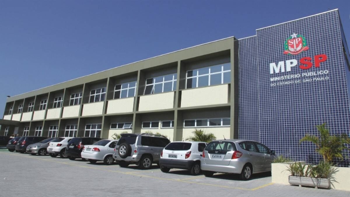 PCSP apreende esmeraldas e dinheiro de auditor fiscal