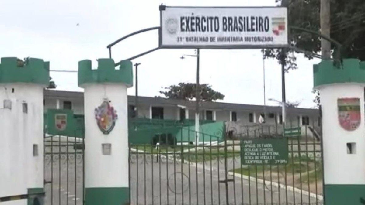 Militar internado após tiro acidental em quartel