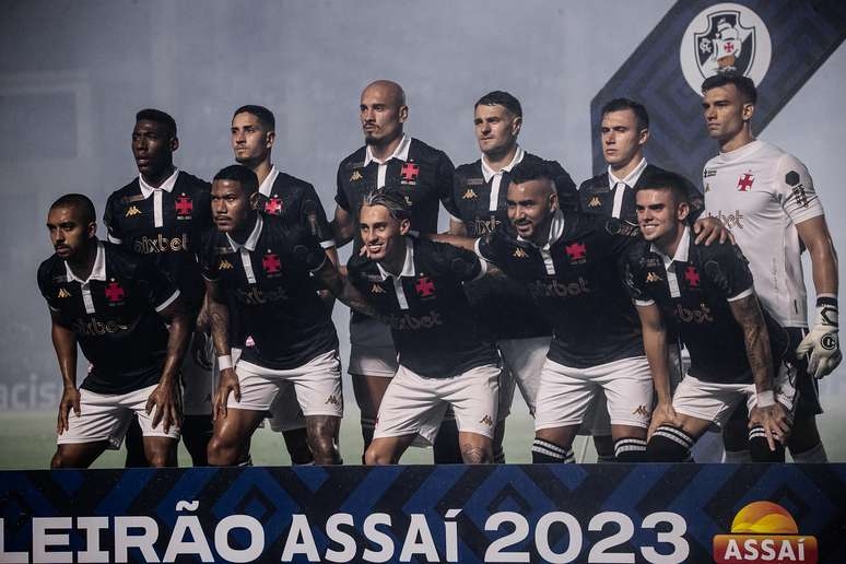 Pouca efetividade na hora de marcar gols complica o Vasco no Brasileiro