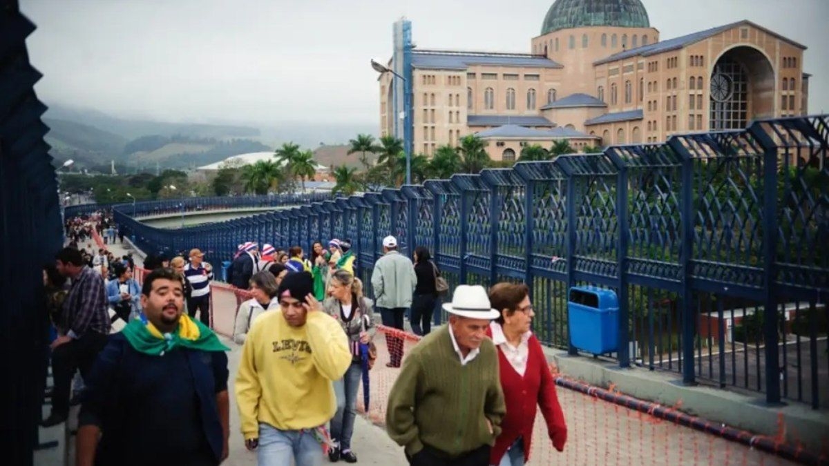 Peregrinação para Aparecida tem 120 pontos de apoio na Dutra