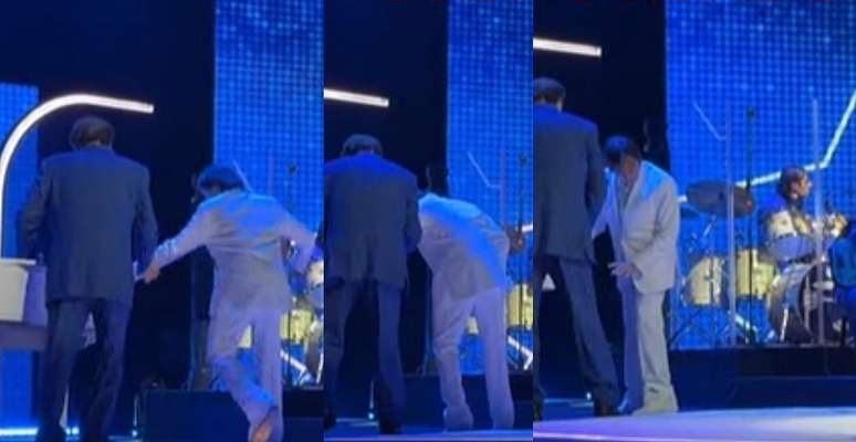 Roberto Carlos tropeça, quase cai e reclama do palco da Globo; assista