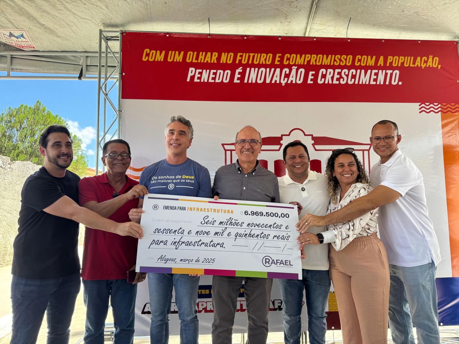 Ronaldo Lopes e Rafael Brito entregam investimentos em Penedo