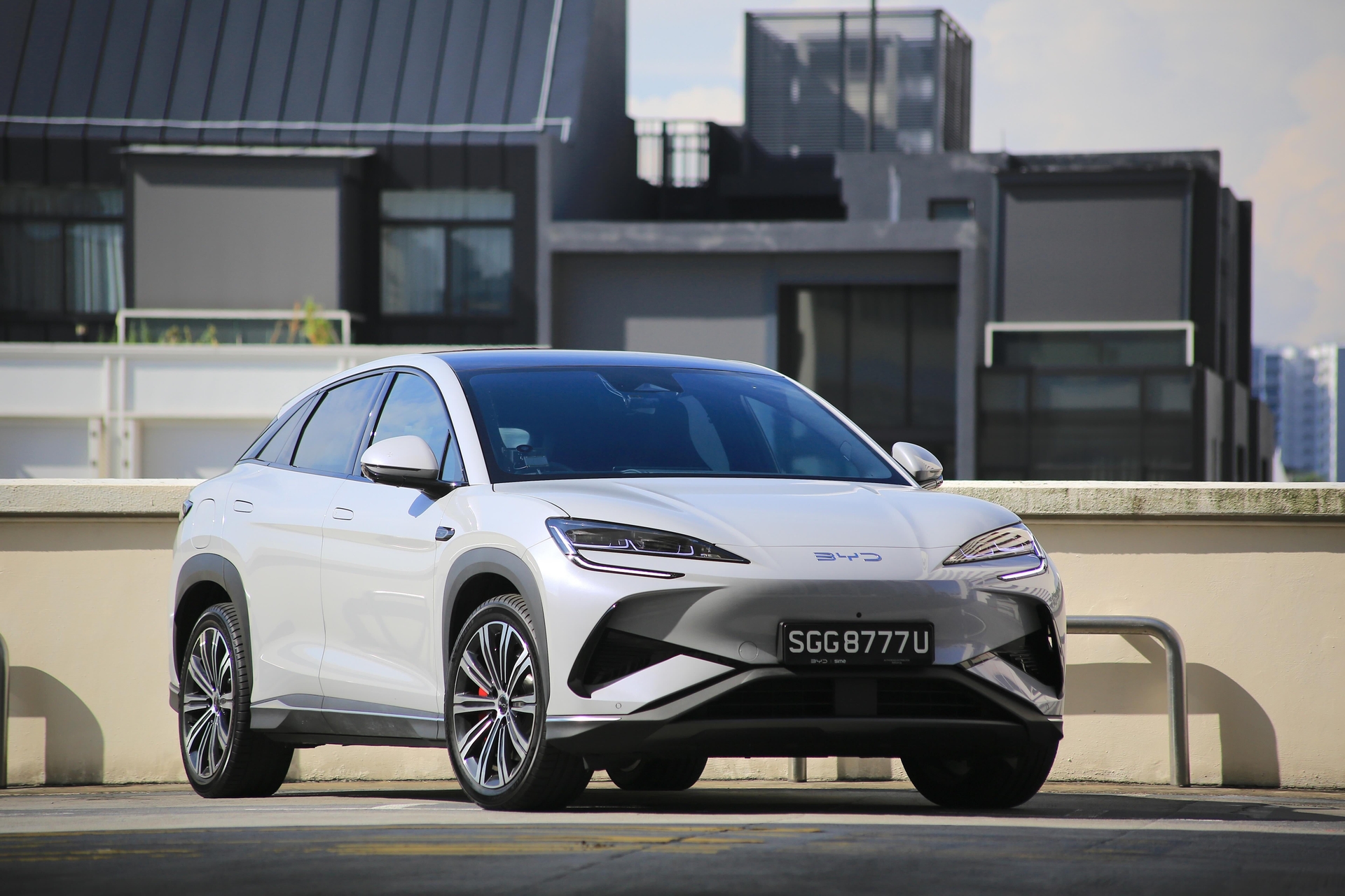 BYD Sealion 7 Supera Porsche em Aceleração e Desempenho