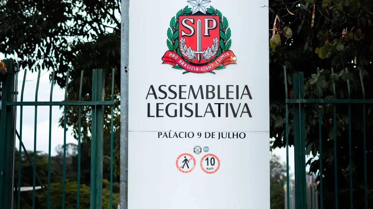 Deputadas de São Paulo recebem ameaças de estupro e morte