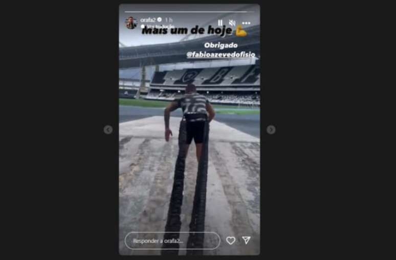 Rafael treina no Nilton Santos durante as férias