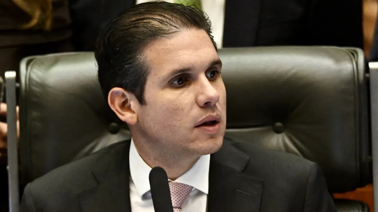 Clima tenso marca gestão de Motta na Câmara dos Deputados