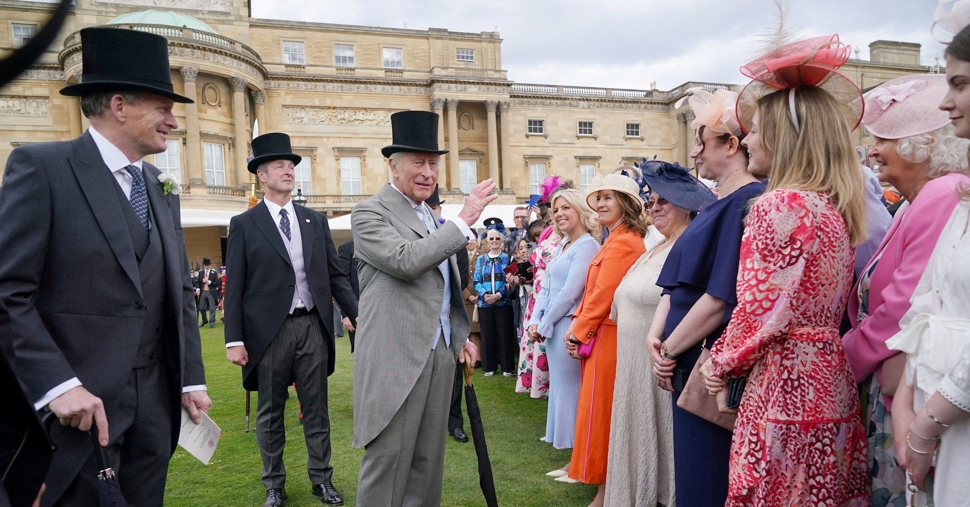 Rei Charles Celebra 80 Anos do VE Day em Londres
