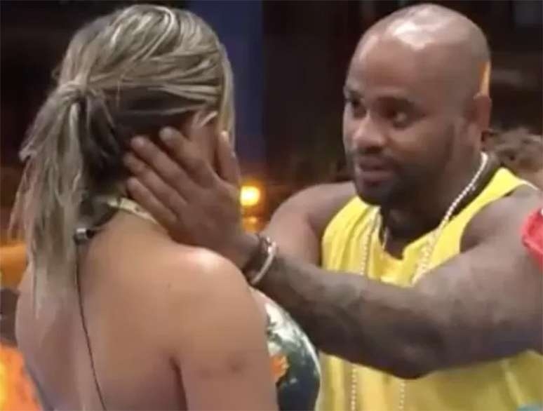 A Fazenda | Equipe de Kally se manifesta sobre relação com Cezar Black