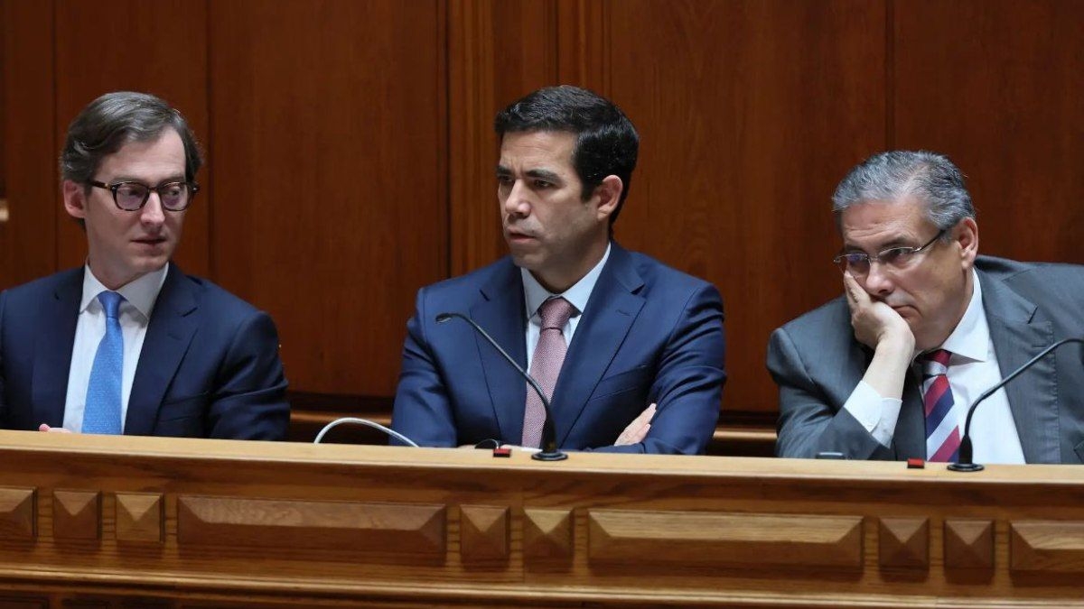 Portugal aprova pacote que dificulta imigração brasileira