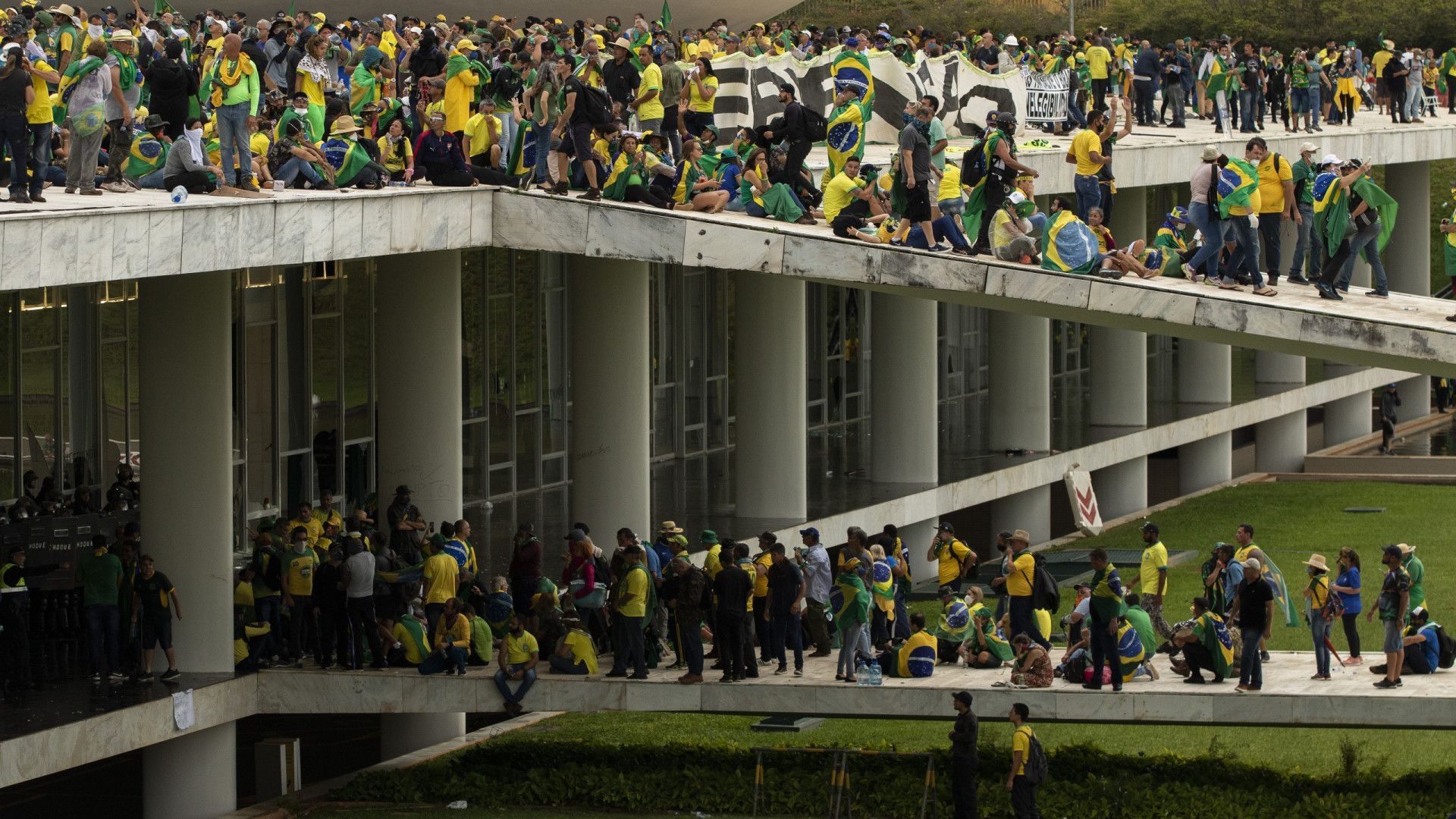 Abin é reformulada sob Lula em meio a turbulência do 8/1 e investigação da PF