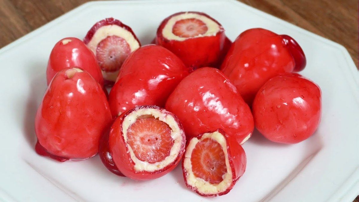 Mulher desmaia esperando para comprar Morango do Amor