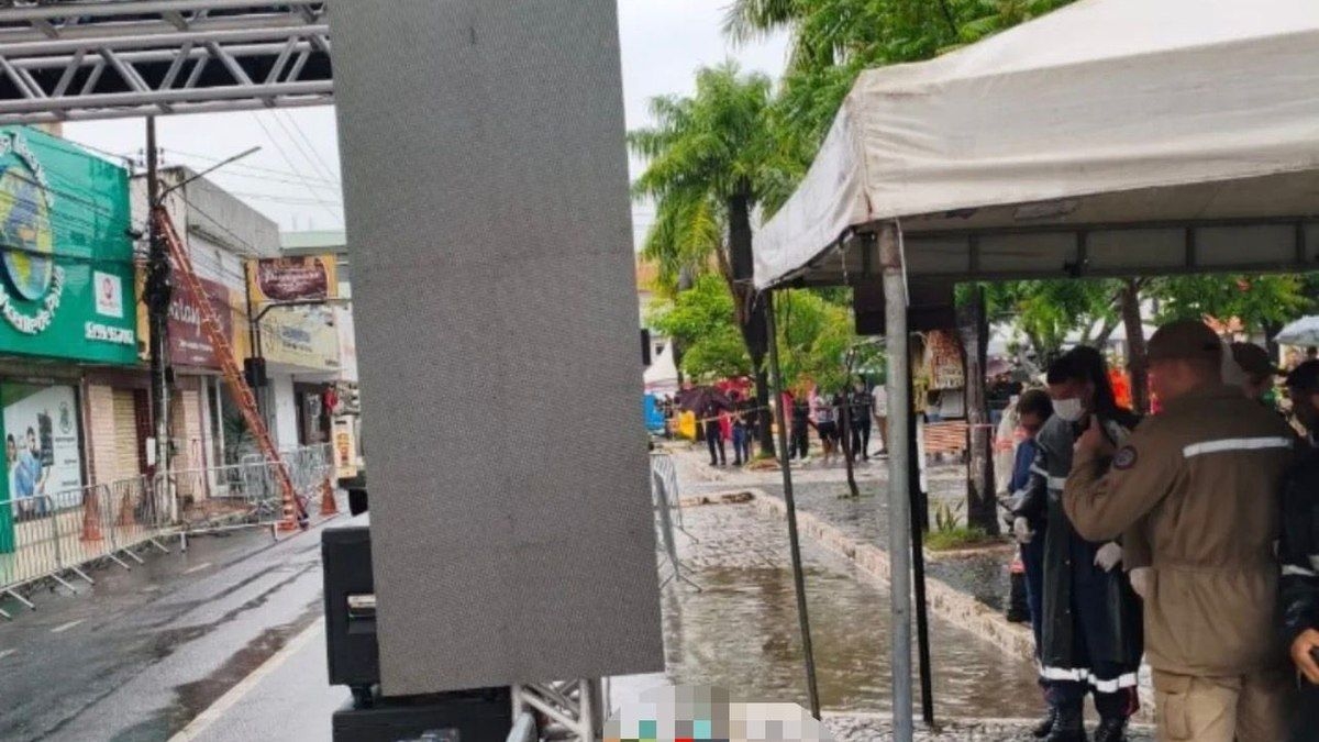 Duas pessoas morrem após descarga elétrica em corrida