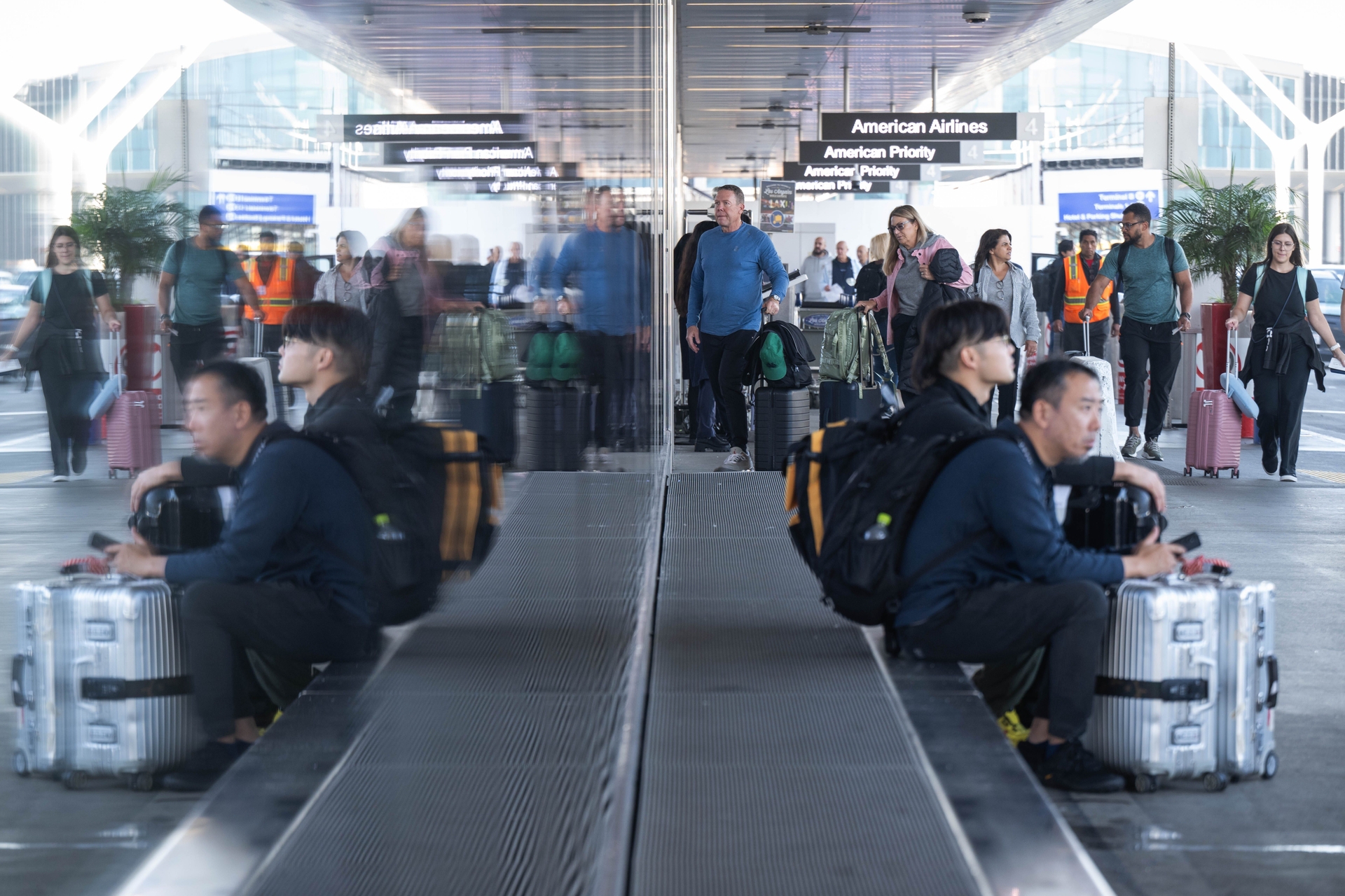 Caos em voos nos EUA devido a cancelamentos massivos