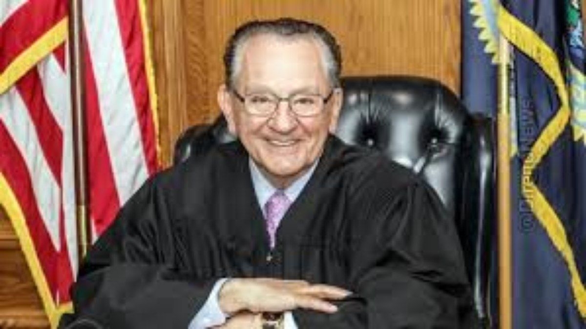 Frank Caprio, o juiz mais gentil do mundo, falece aos 88 anos