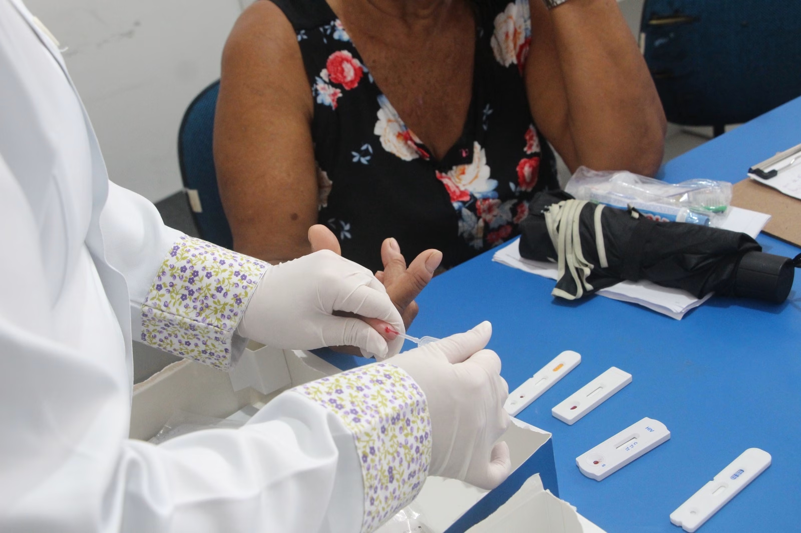 Dezembro Vermelho destaca testagem de HIV em Penedo