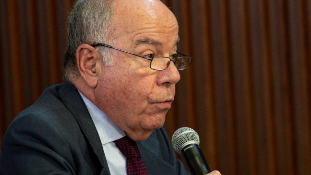 Vieira comenta possível encontro entre Trump e Lula