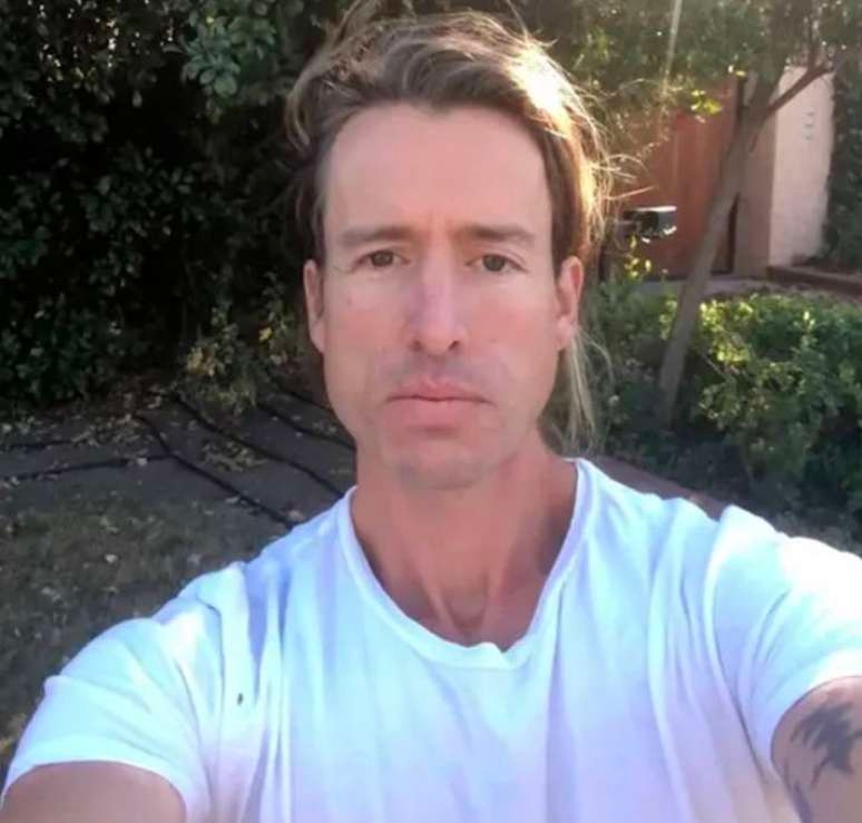 Acusado de triplo homicídio, filho de produtor de Hollywood tinha obsessão por espadas e armas