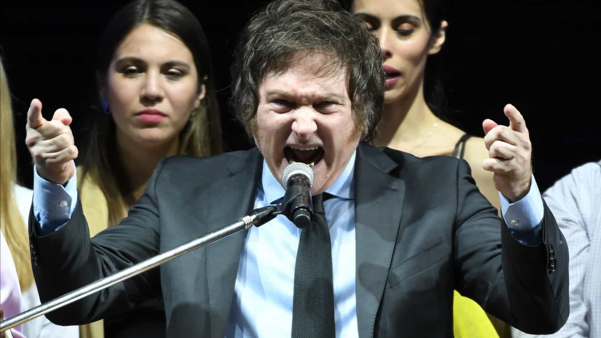 Câmara paga viagens de bolsonaristas à Argentina para apoiar Milei no 1º turno