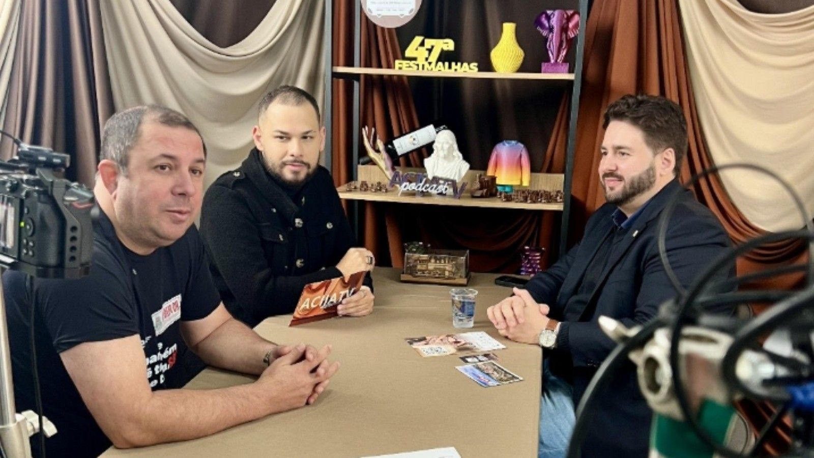 Celebridades se destacam na FestMalhas com transmissões ao vivo