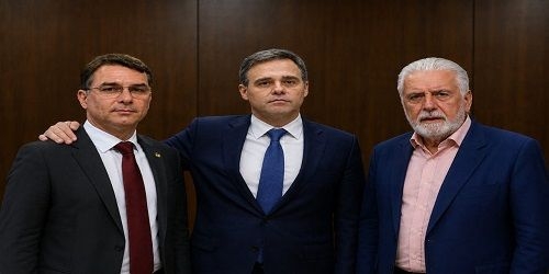 Caso tenha culpa no cartório, Jacques Wagner tem que ser punido, mas pau que dá em Chico tem que dar em Francisco.