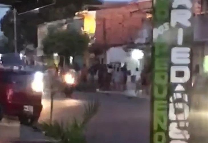 Menor de 17 anos é assassinado com tiros no peito, braços e costas no Clima Bom