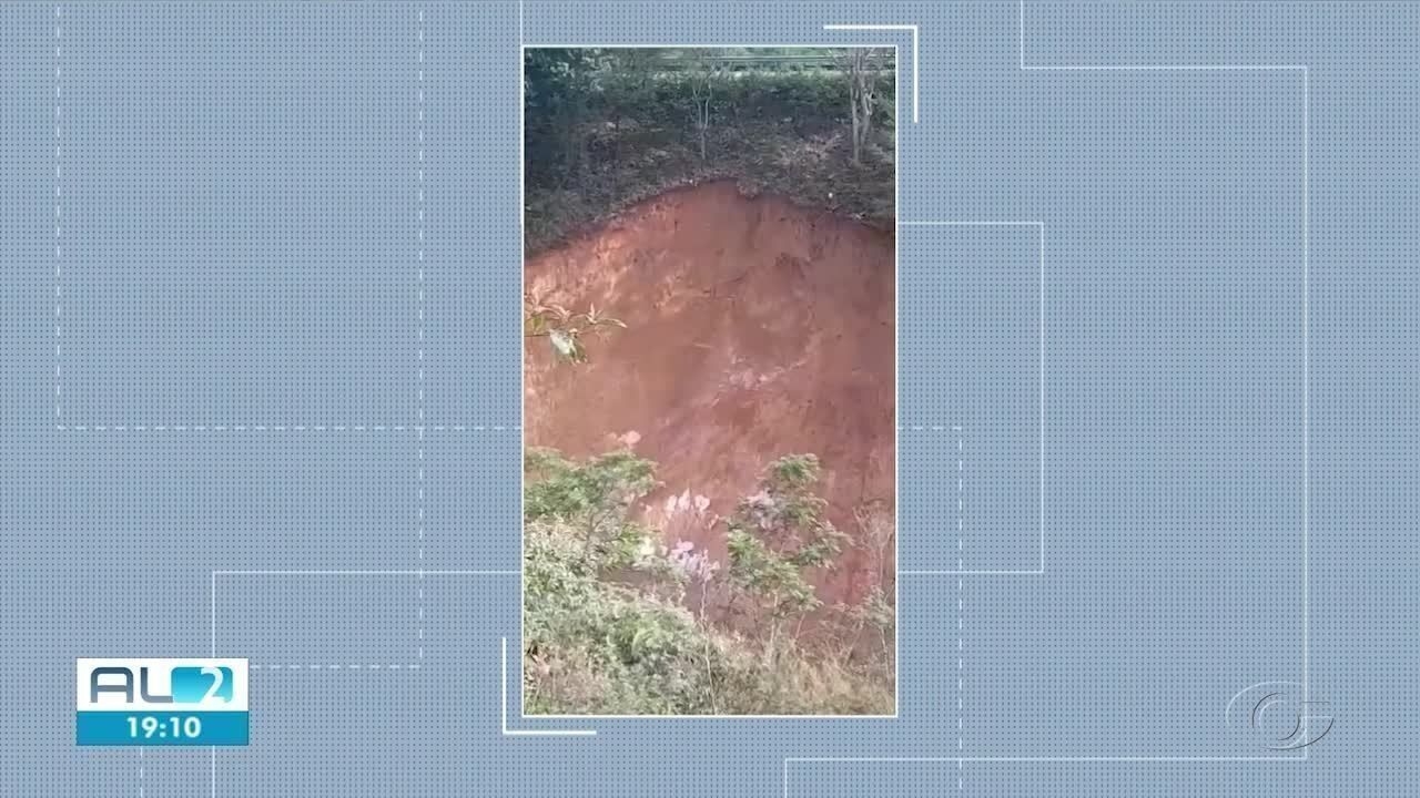 Erosão em Alagoas compromete rodovias e preocupa moradores