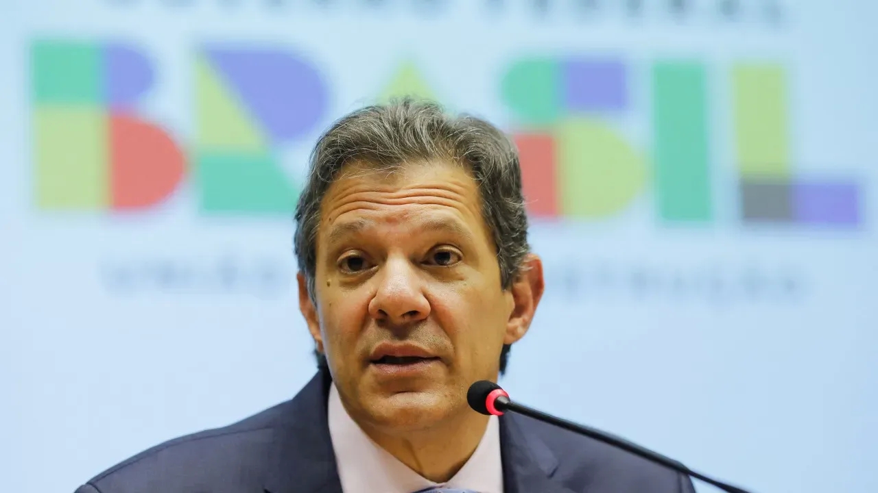 Haddad critica deputados e medidas econômicas dominam redes